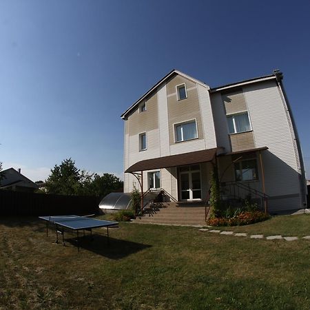 Uyut Hotel Csernyihiv Kültér fotó