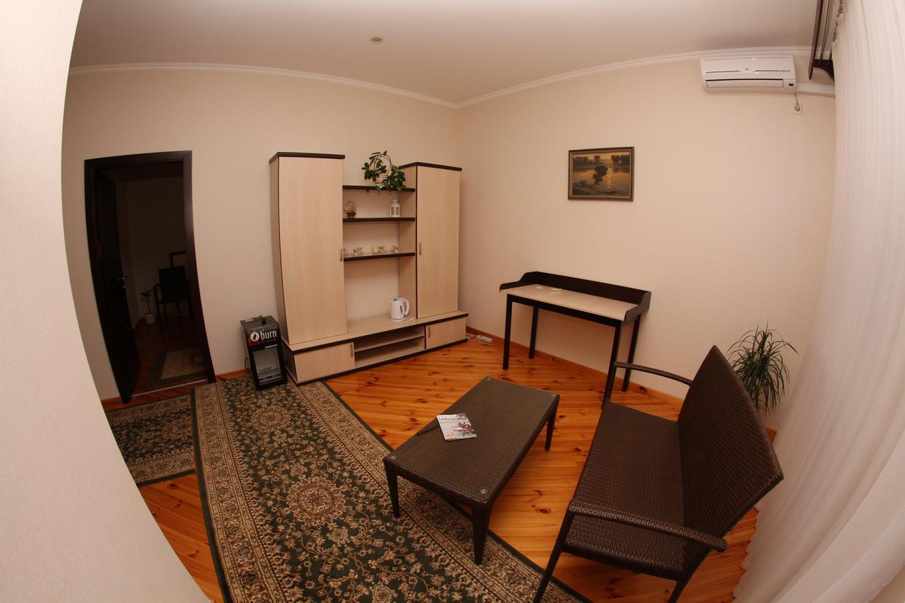 Uyut Hotel Csernyihiv Kültér fotó